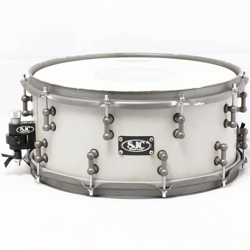 SJC Custom Drums 30ply Maple Snare Drum 14×6.5 - Flat Light Grey Wrapの画像